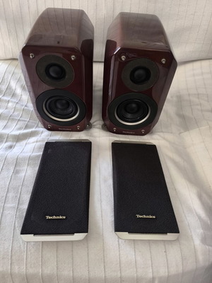 Technics SB-M01 speakers like new with original stands
