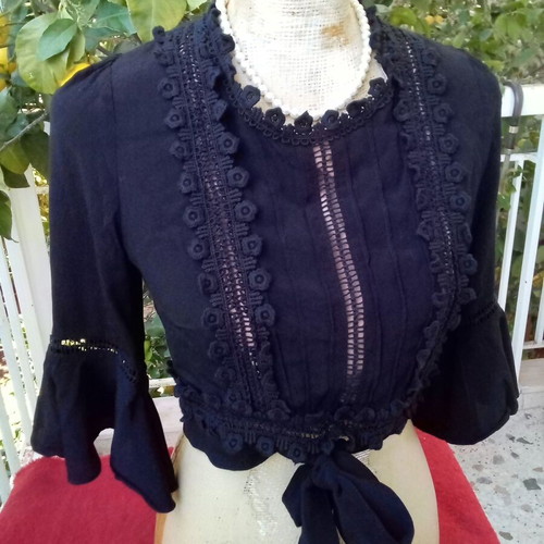For Love & Lemons crop top blouse used, roomy Small, black