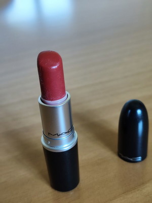 MAC Lustreglass Lipstick Lady Bug A57 like new, red