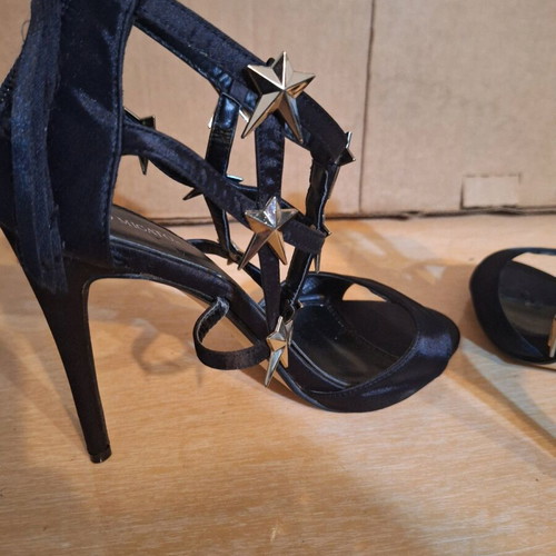 Migato sandals like new, size 39, black