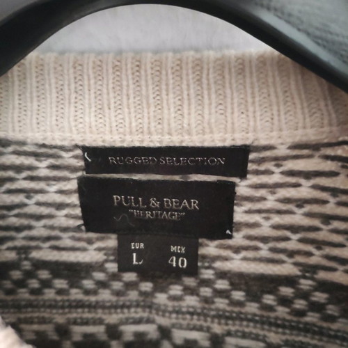 Wool knitted sweater Zara like new, size Large, beige