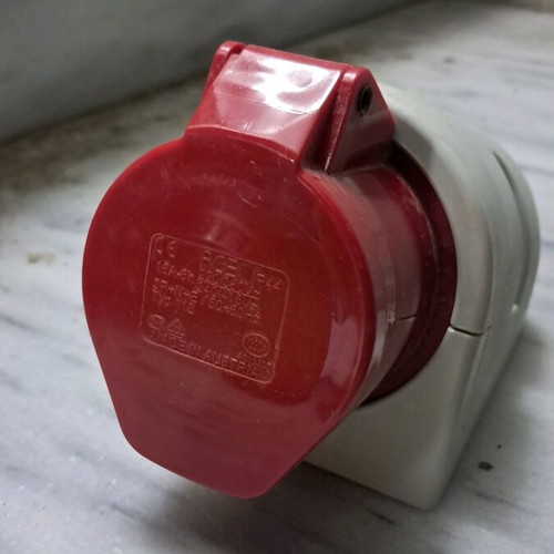 Industrial socket 32A 6h 3P+N+E type 125 new