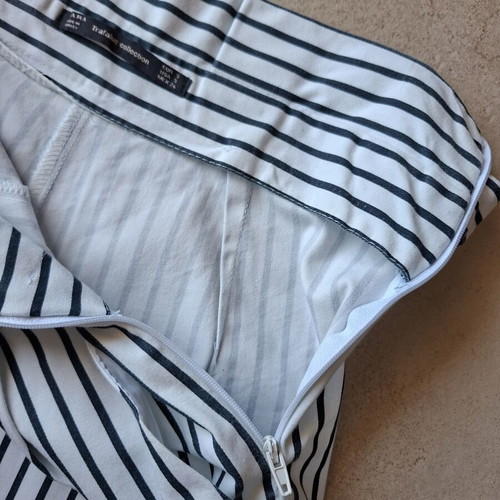 Zara paper bag high-waist shorts like new, white and blue, size S