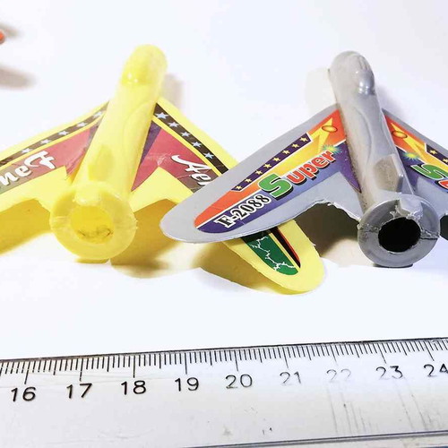 Airplanes used, plastic toy set