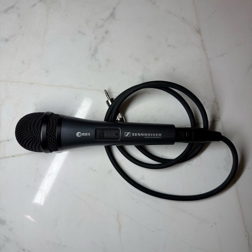 Sennheiser E-825S microphone like new