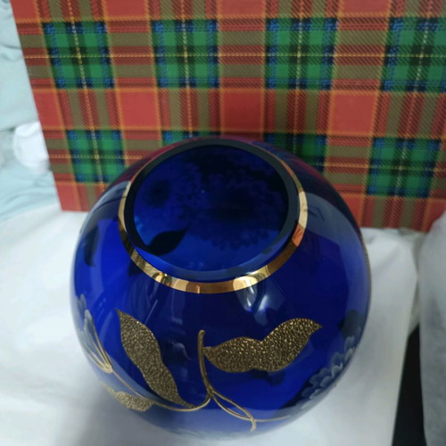 Murano blue glass vase new with special details