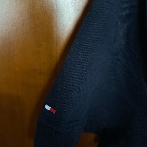 Tommy Hilfiger shirt size M like new