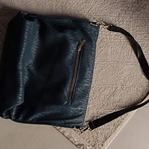 Modissimo crossbody bag like new, pleated fabric black and green