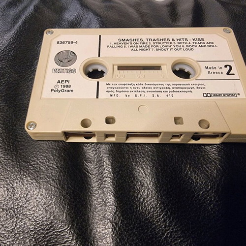 KISS Smashes, Thrashes & Hits cassette used, rock