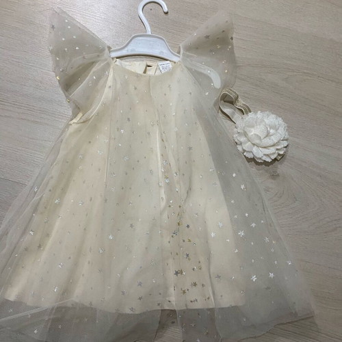 Dress 12-18 months like new
