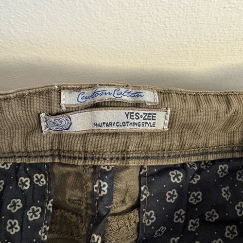 Yes Zee chino pants used, slim fit, green, size 32