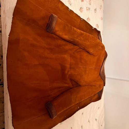 Leather women's coat like new, brown, size small