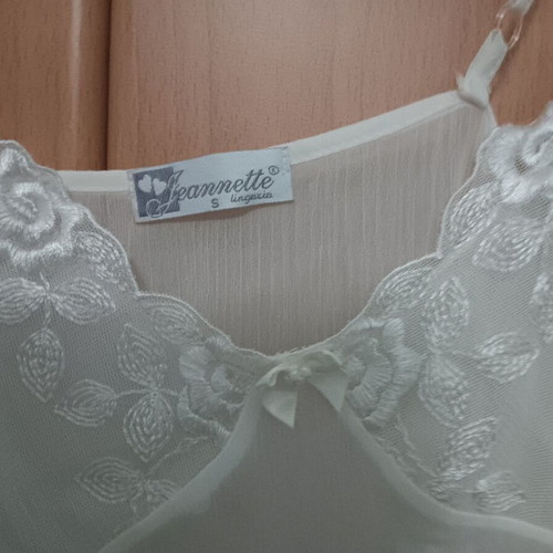 Women's nightgown white Small like new