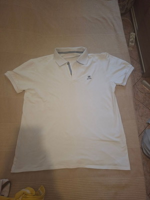 White polo style short sleeve t-shirt, size L