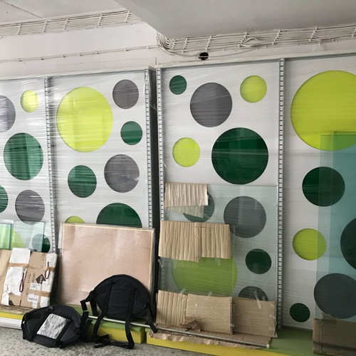 Modern Design Store Furniture like new