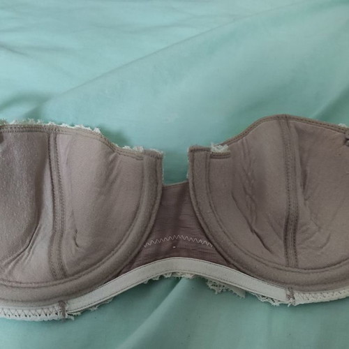 Beige lace bra used, size 70C