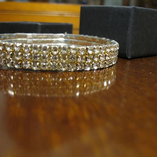Elastic anklet with three rows of rhinestones new