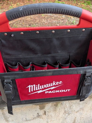 Milwaukee Packout Τσάντα Ώμου Ανοιχτού Τύπου Κόκκινη σαν καινούργιο 4932464085