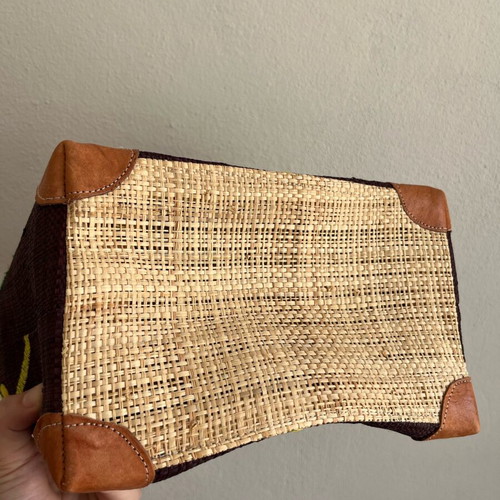 Straw bag Bag-All new with inner lining and drawstring closure, brown
