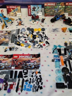Lego Ninjago set used with 11 figures, 7 books and 1kg parts