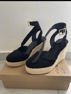 Shein platform sandals size 36 like new, black and brown
