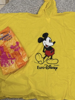 Αδιάβροχο πόντσο ενηλίκου EuroDisney σαν καινούργιο, κίτρινο