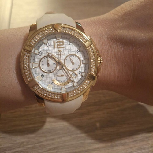 Vogue women's wristwatch like new, waterproof, gold and white