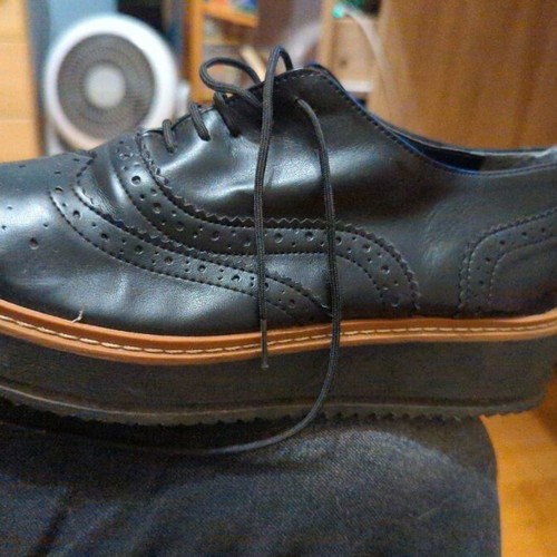 Estil leather shoes black with brown size 39 like new, Oxford style