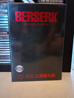 Berserk Deluxe Vol 1 new, English