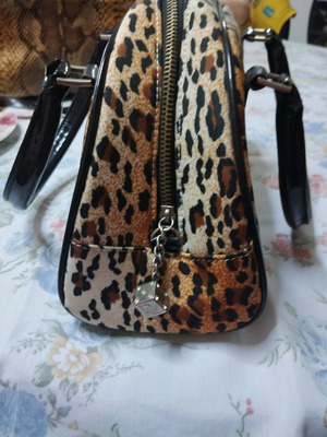 Leopard print handbag like new, multicolor
