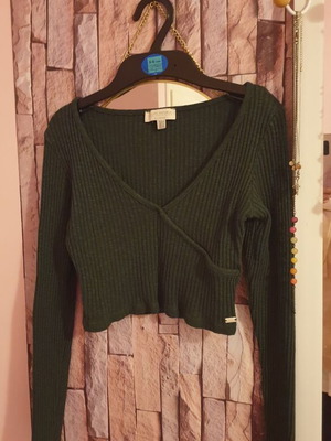 Crop blouse deep green warm woolen like new Pull & Bear size M