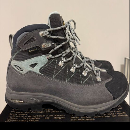 Asolo Finder GV ML Grey-Gunmetal-Pool hiking boots like new, size 38.5