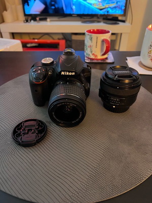 Nikon D3400 DSLR комплект с Nikkor 18-55mm и Yongnuo 50mm f/1.8 обективи