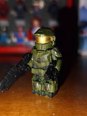 Master Chief φιγούρα σαν καινούργιο με πανοπλία και δύο blaster