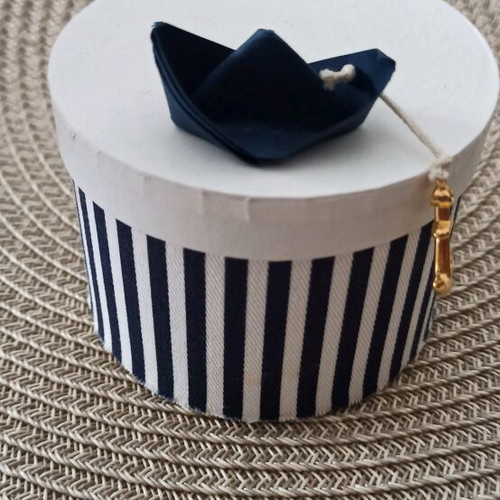 Small box used with nautical design