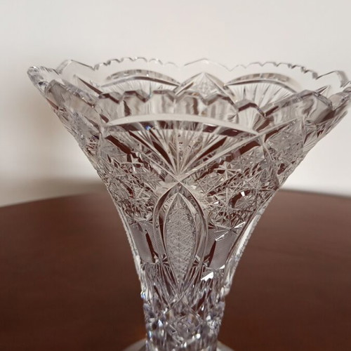 Crystal vase new with beautiful design