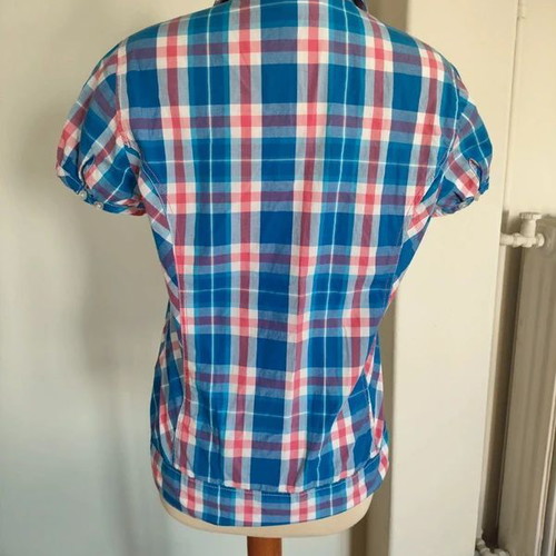 Jack Wolfskin shirt 100% cotton size M like new