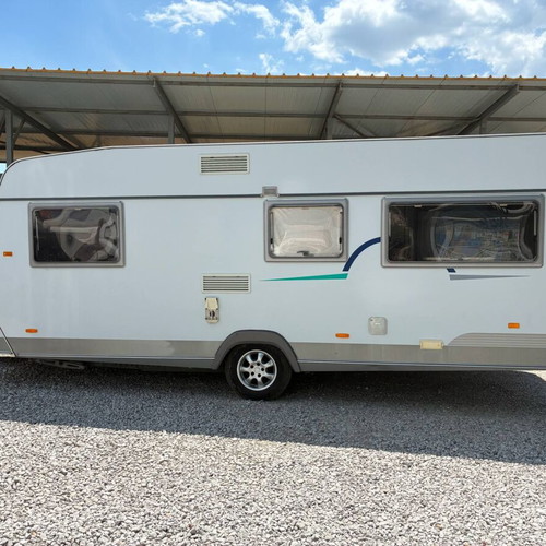 Hymer Nova 555 Caravan in good condition with documents