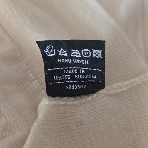 Burberrys Golf V-Neck Sweater used, vintage cream with embroidered logo