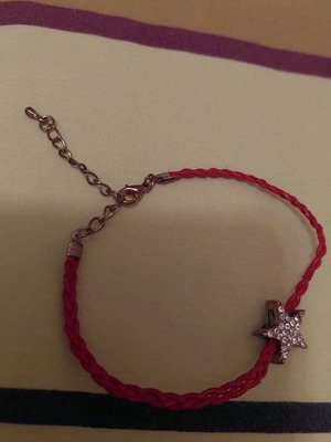 Bracelet with clasp like new
