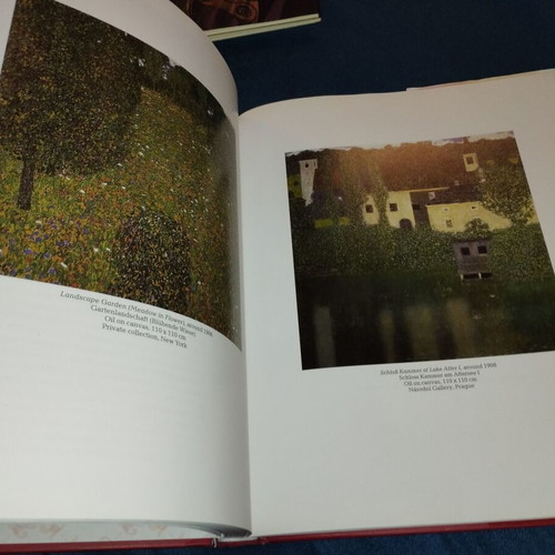 Gustav Klimt The World in Female Form Hardcover book like new