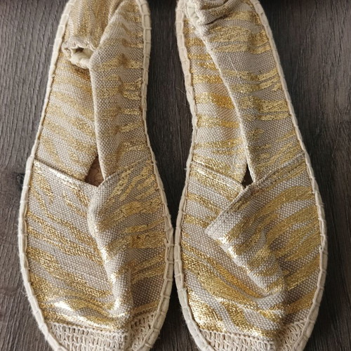 Espadrilles new, gold beige, size 39