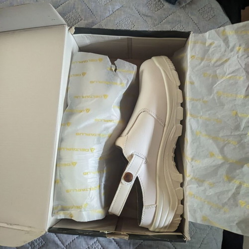 Delta Plus Maubec3 clogs new, anti-slip, white, size 43