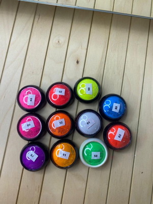 Διάφορες σκόνες nail art 43 τεμάχια σαν καινούργιο