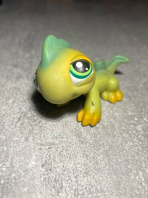 Littlest Pet Iguana Hasbro used