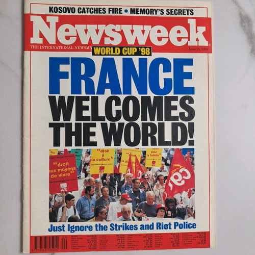 Newsweek collection like new, pack of 27 old magazines