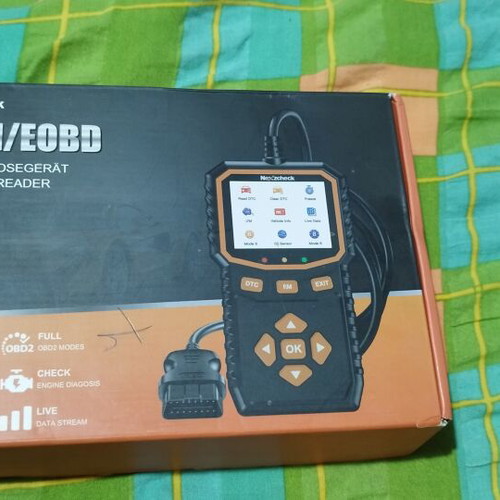 Nexzcheck OBD2 code reader diagnostic scanner