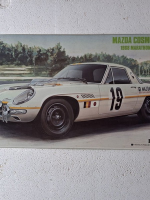 Hasegawa Mazda Cosmo Sport 1968 Plastic Model 1/24 Scale New