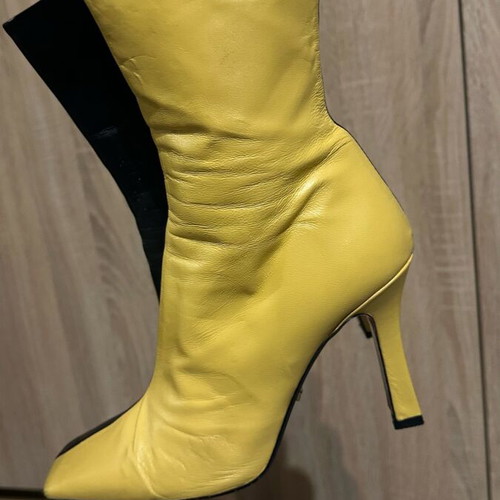 Zara leather boots used, size 39, black and yellow