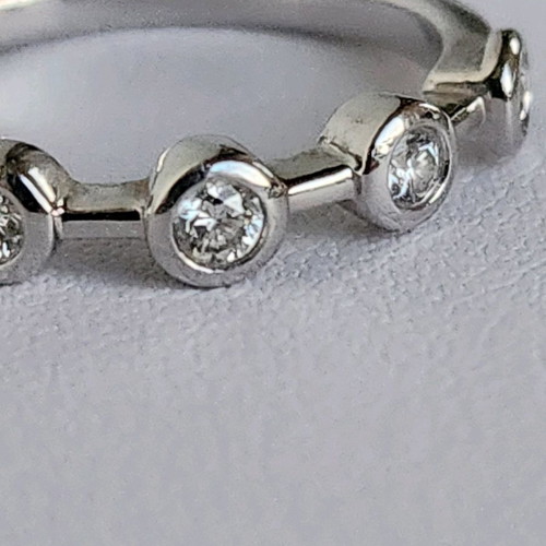 White gold rings used, set of 3, 14 carat with sapphire and brilliant